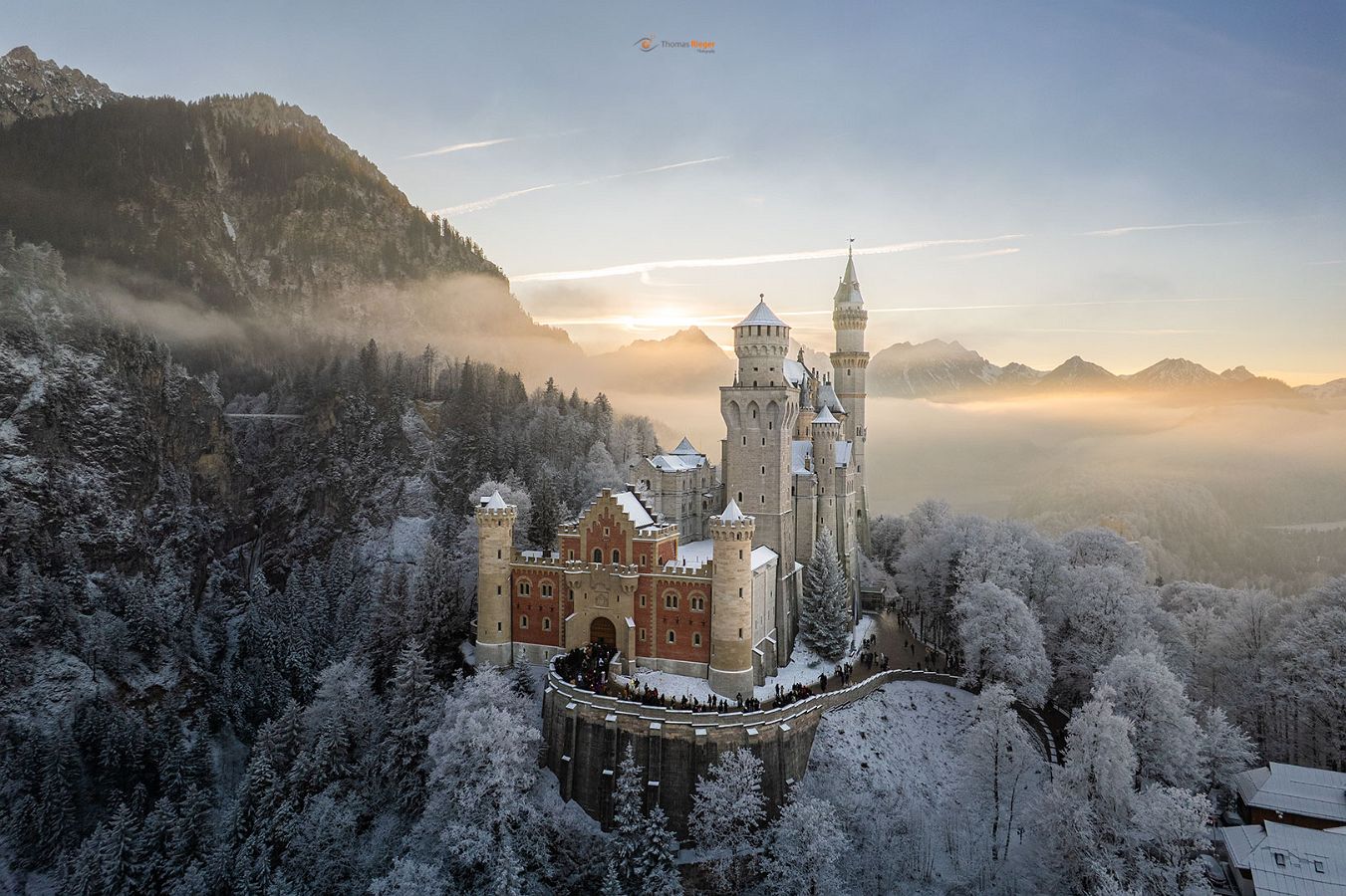 Schloss Neuschwanstein zum Sonnenuntergang im WInterkleid (433_DJI_0765-HDR)