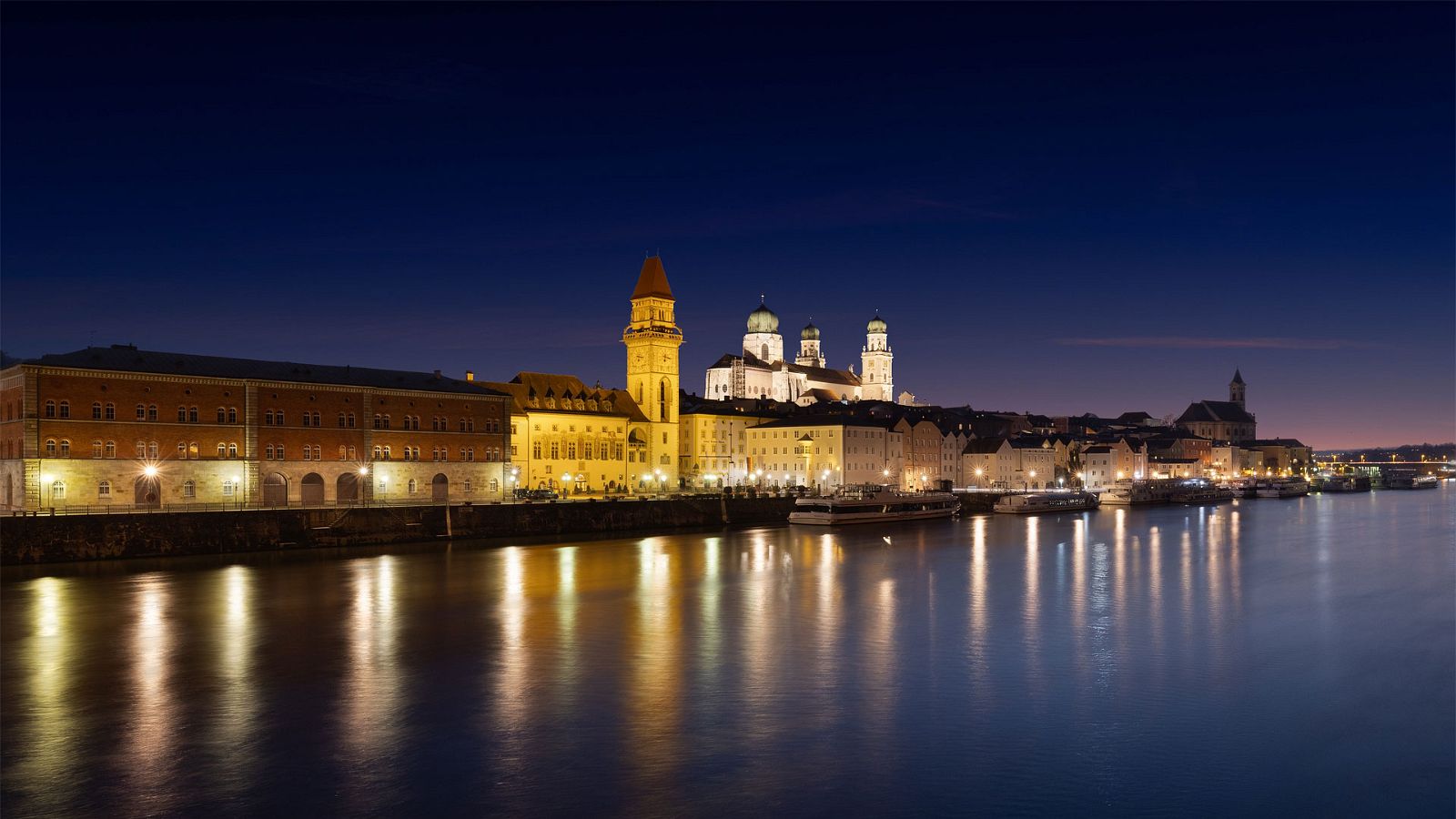 Passau, Blick von der Prinzregenten-Luitpold-Brücke (425_MG_6881_2)