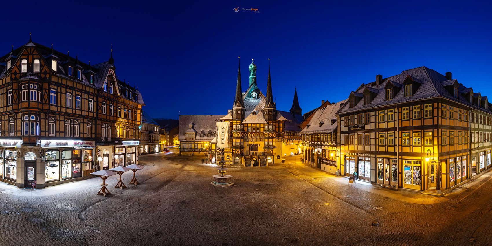 Pano Rathaus Wernigerode zur blauen Stunde (419_MG_0553-HDR-Pano4_)