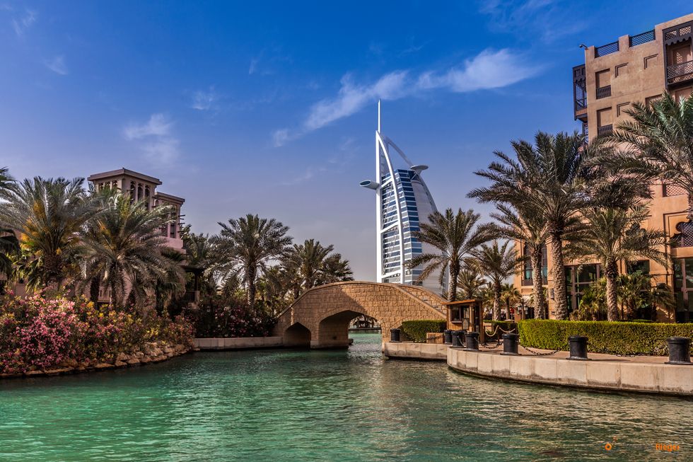 Souk Madina mit Burj Al Arab Souk Madina mit Burj Al Arab