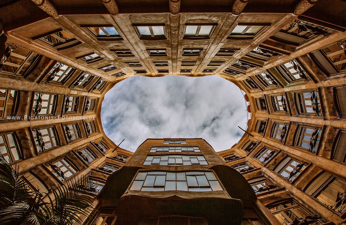 Casa Milà Barcelona (274_IMG_3397_2)
