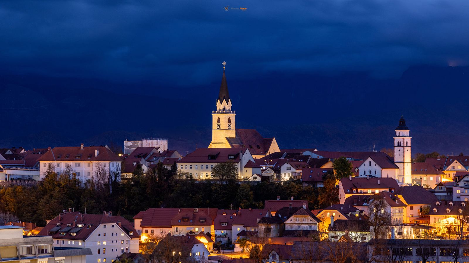 Slowenien, Kranj blaue Stunde (118_R5_0909-HDR)