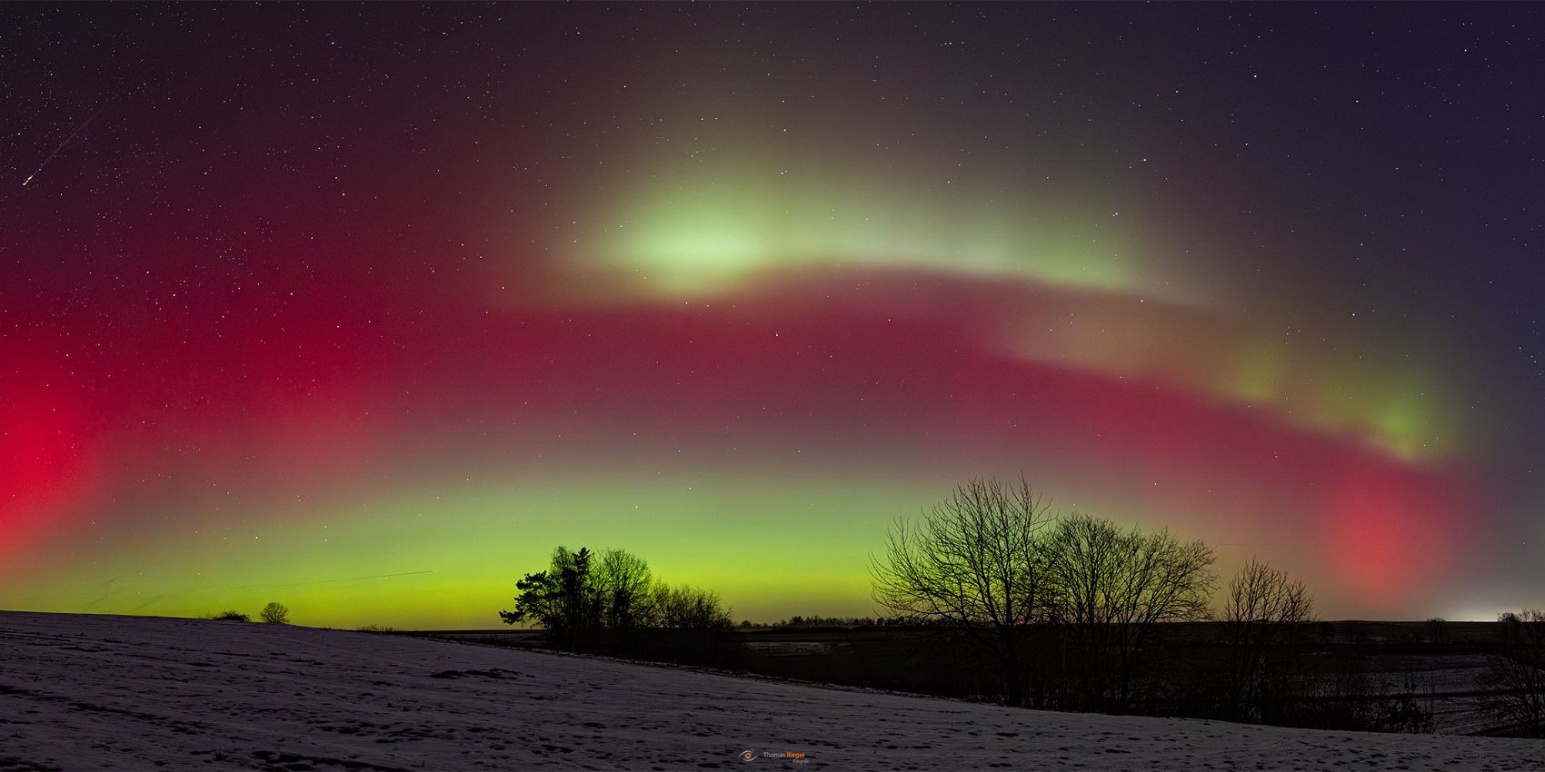 Nordlichter an der Rehtalkapelle bei Regensburg (119_R5_2562-Pano-Bearbeitet_)