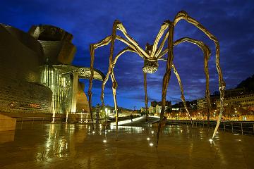 Spinne Maman beim Guggenheim Museum in Bilbao  