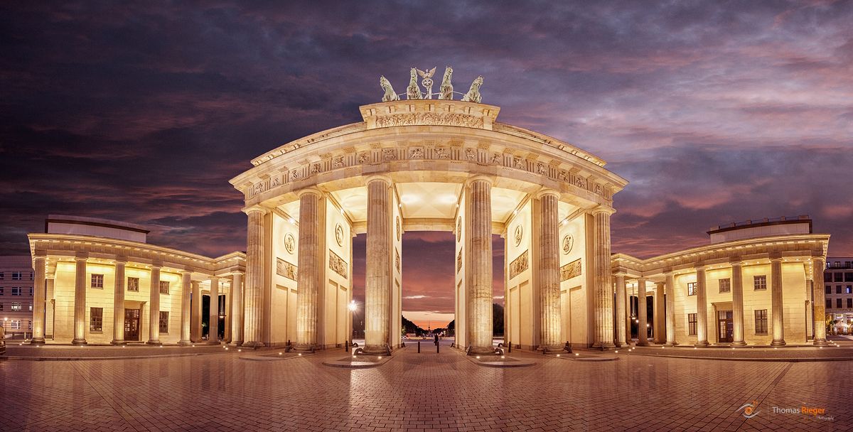 Brandenburger Tor in Berlin (196_IMG_1447-HDR_PS_Pano)