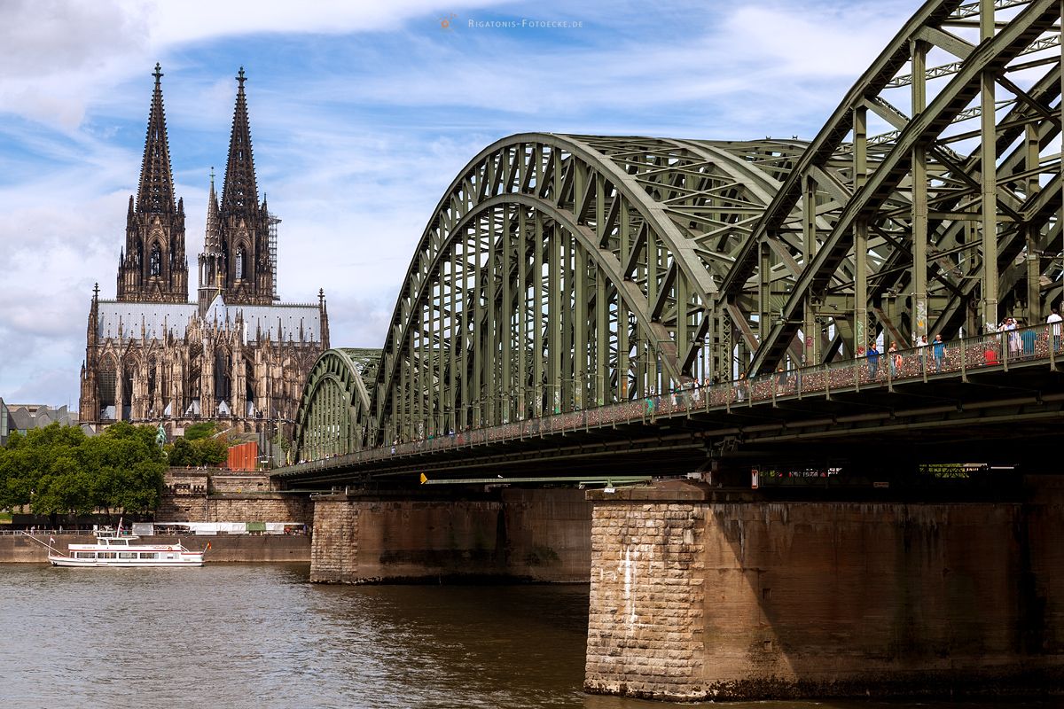 Hohenzollernbrücke Köln (328_IMG_2879)