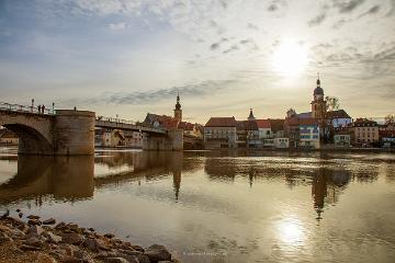 Kitzingen mit der Mainbrücke aus dem Jahr 1300