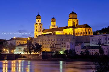 Stephan´s Dom zu Passau bei Nacht