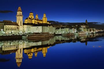 Passau, Rathaus und Dom