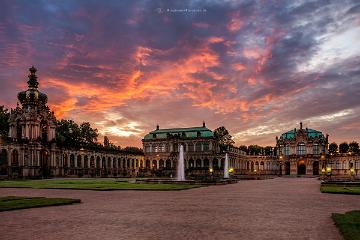 Zwinger Dresden bei Sonnenuntergang