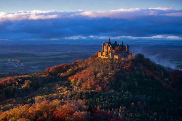 Burg Hohenzollern im Abendlicht