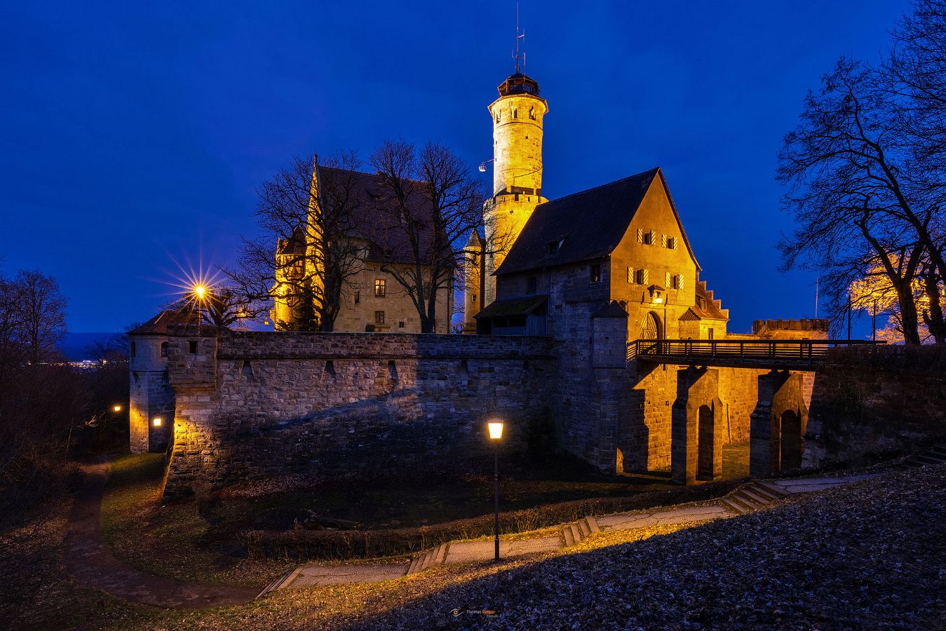 Burg Altenburg bei Bamberg Hier habe ich nur die eine Wand im linken Gebäude beleuchtet weil diese dunkel blieb