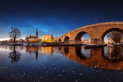 Sonnenaufgang auf der Jahninsel in Regensburg