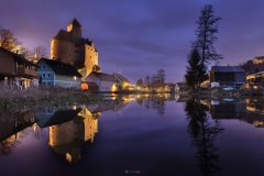 Burg Falkenberg zur blauen Stunde