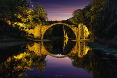 Rakotzbrücke - Die mystische Teufelsbrücke im Osten