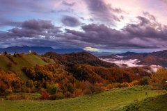 Slowenien, Jamnik, Kirche St Primus im  Sonnenaufgang