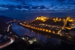 Burg Burghausen an der Salzach zur blauen Stunde